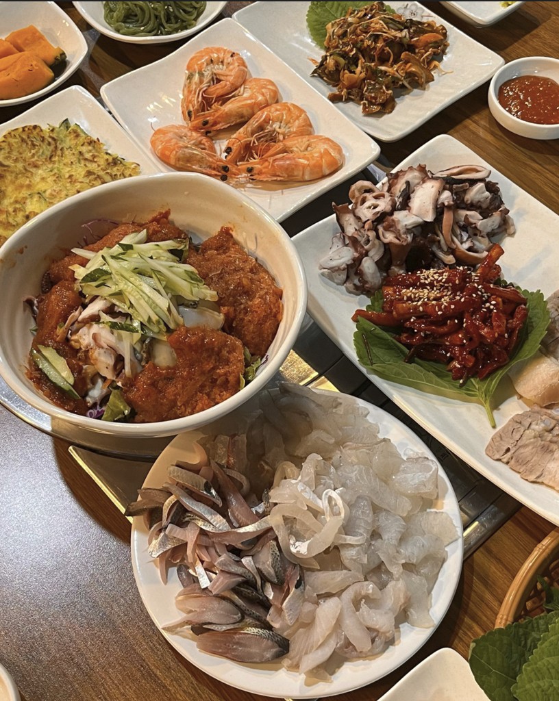 경남 사천 비토섬 굴구이 맛집 &amp;#124; 6시 내고향 나온 순애민박굴구이식당