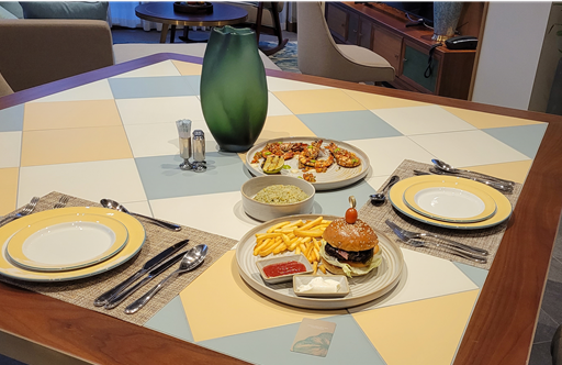 다낭-예산-리조트-식사-나타내는-사진임