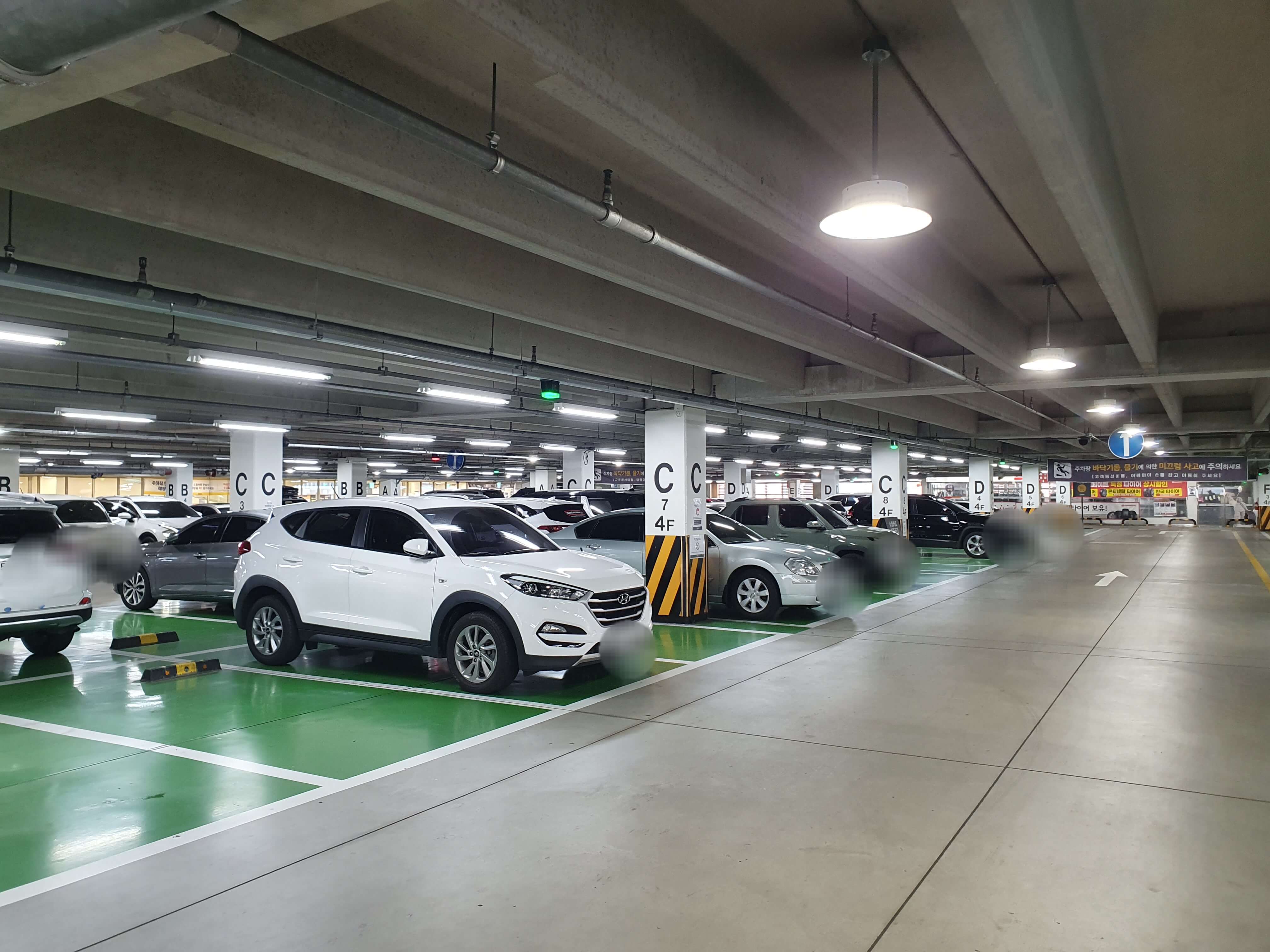이마트 문현점 주차장 모습