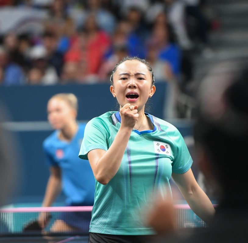 ํ๊ตฌ ์ฌ์ ๋จ์ฒด 4๊ฐ ์ค๊ณ