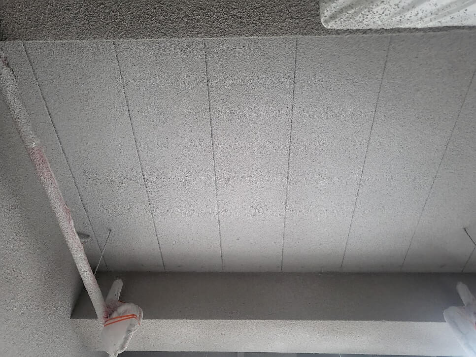 노출-천장-퍼라이트-뿜칠-시공후-뿜칠왕