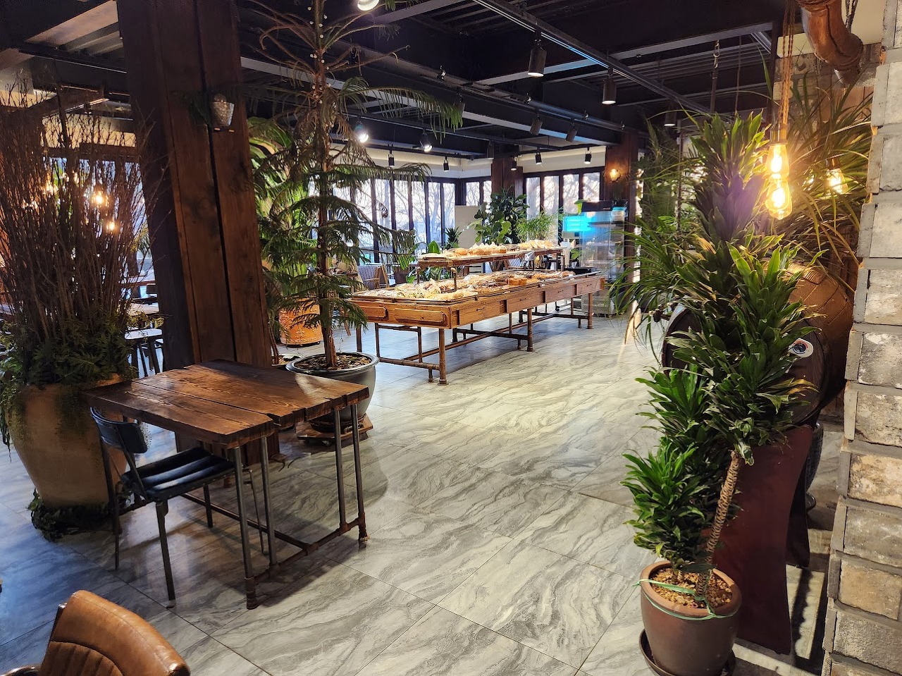 샐리제빵소 1층