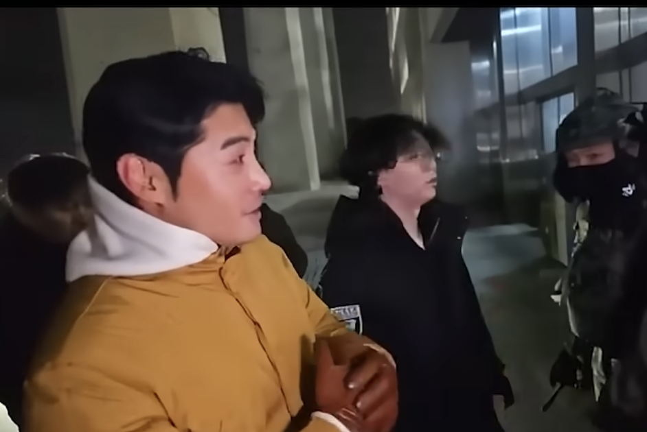 이관훈 배우