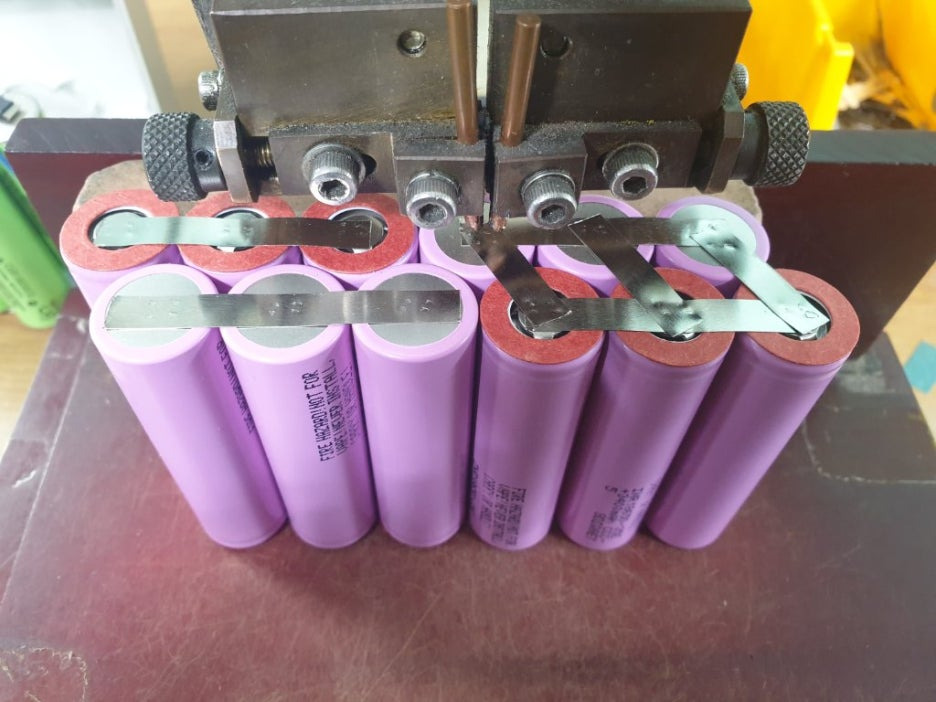 삼성 INR18650-35E 셀 스폿 작업