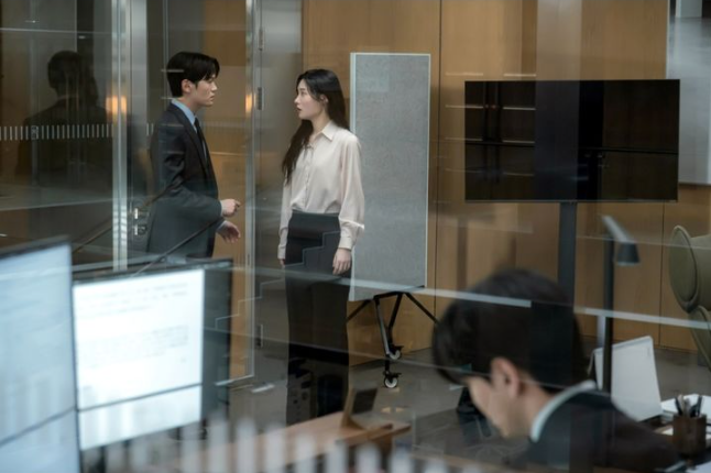 에스콰이어 줄거리 요약