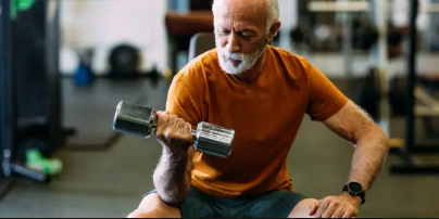 노년의 근력 운동 이미지