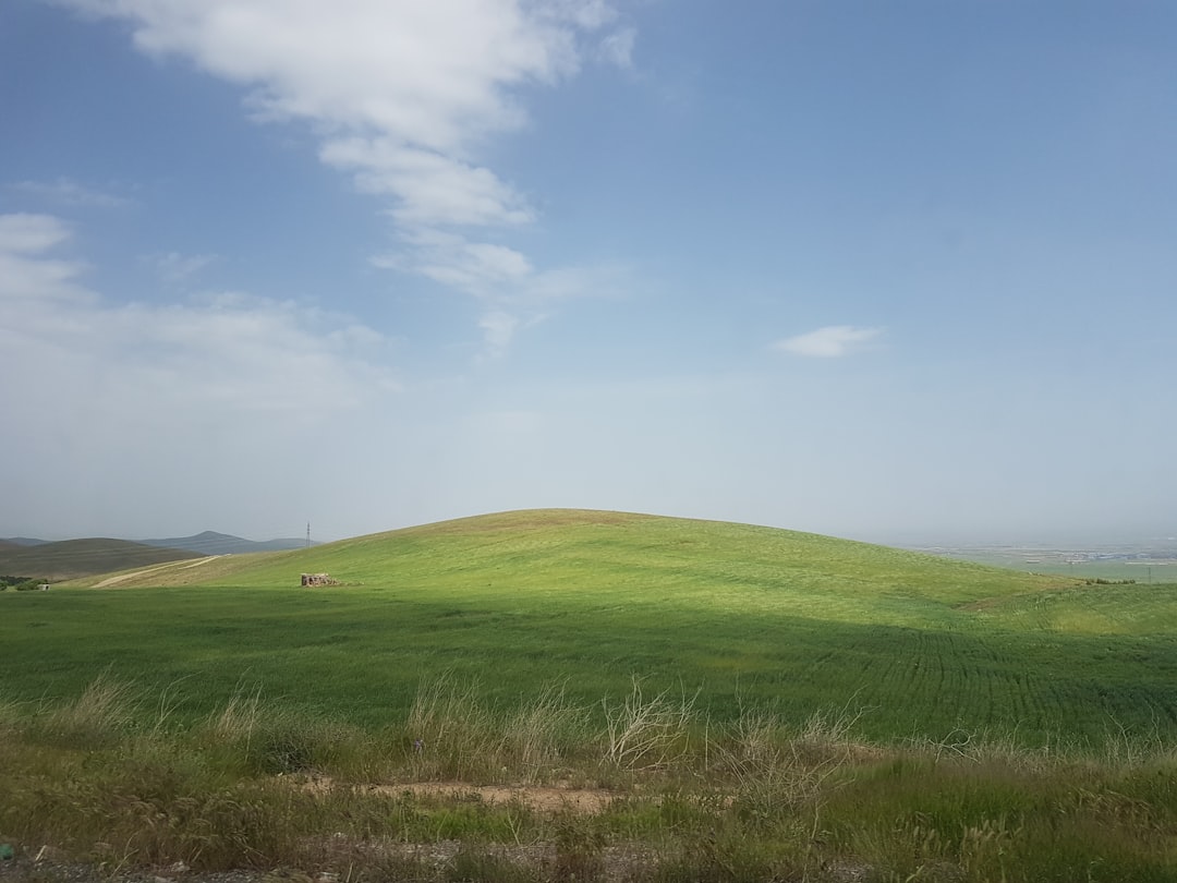 Land.