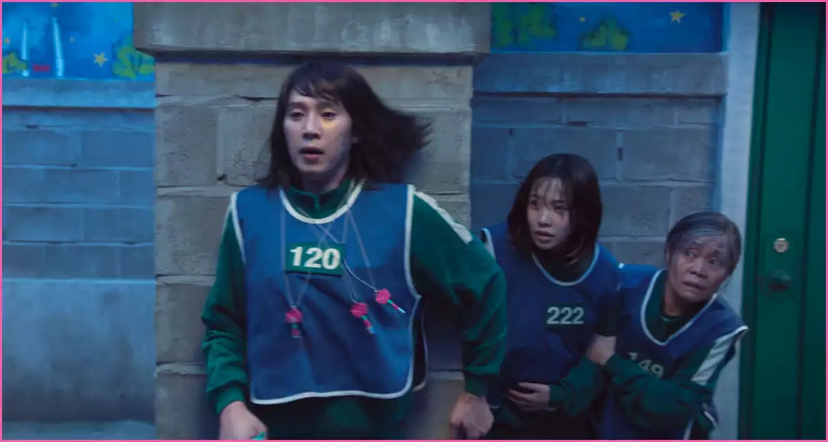 칼을 든 자를 피해야 하는 파란팀