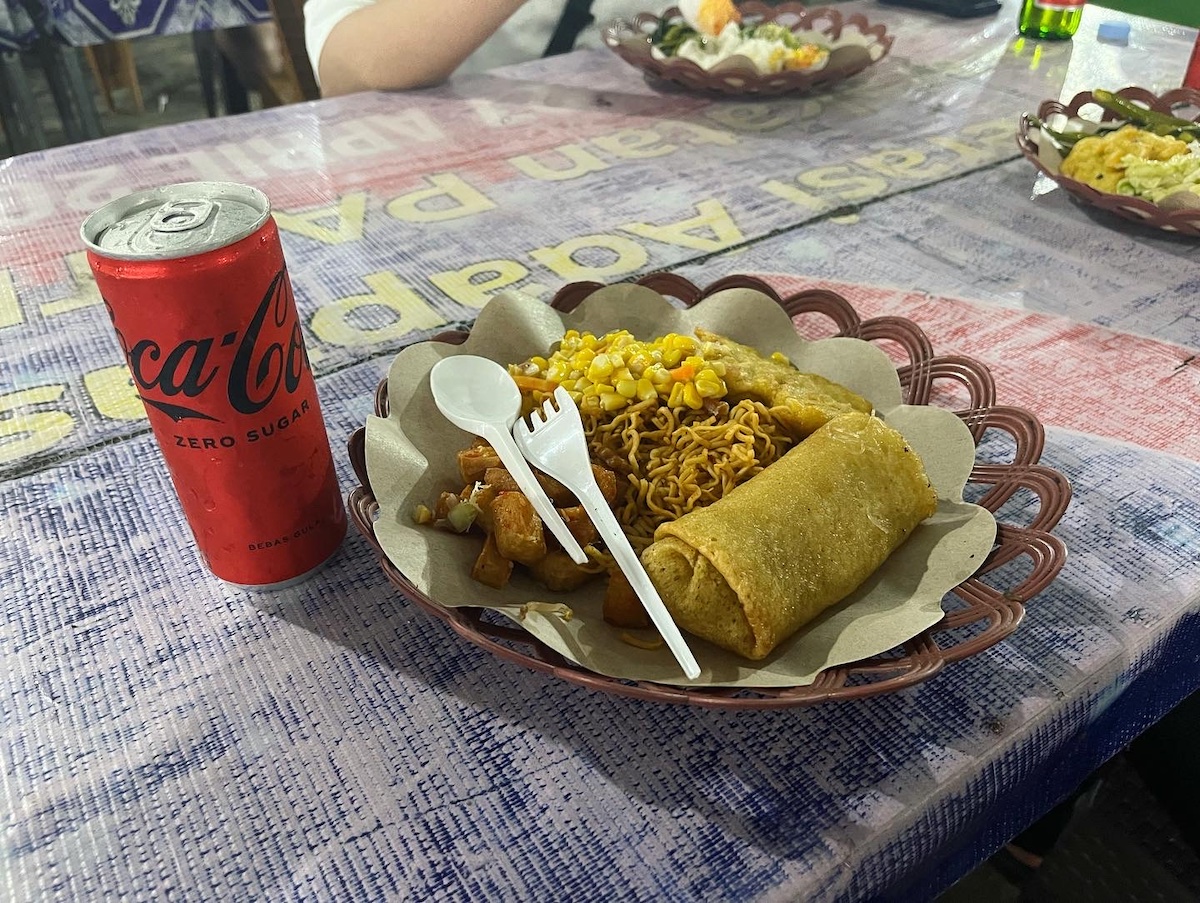 길리 트라왕안 야시장