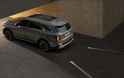 쏘렌토 페이스리프트 하이브리드 후진 가이드 램프