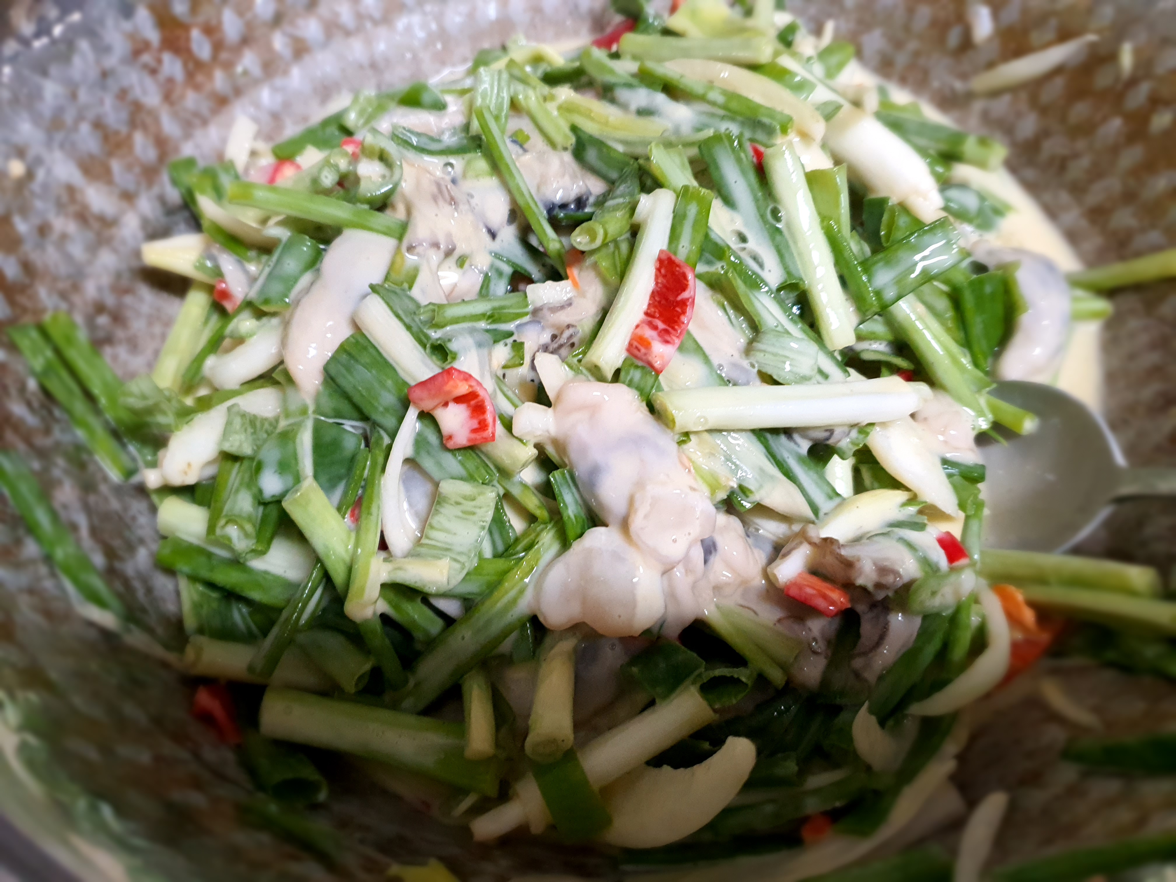 굴을-마지막에-넣고-섞어줍니다.