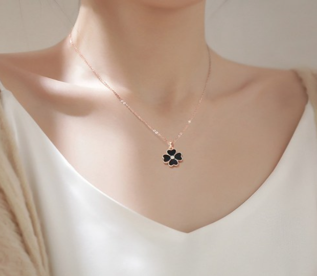 Youmi 네잎클로버 목걸이