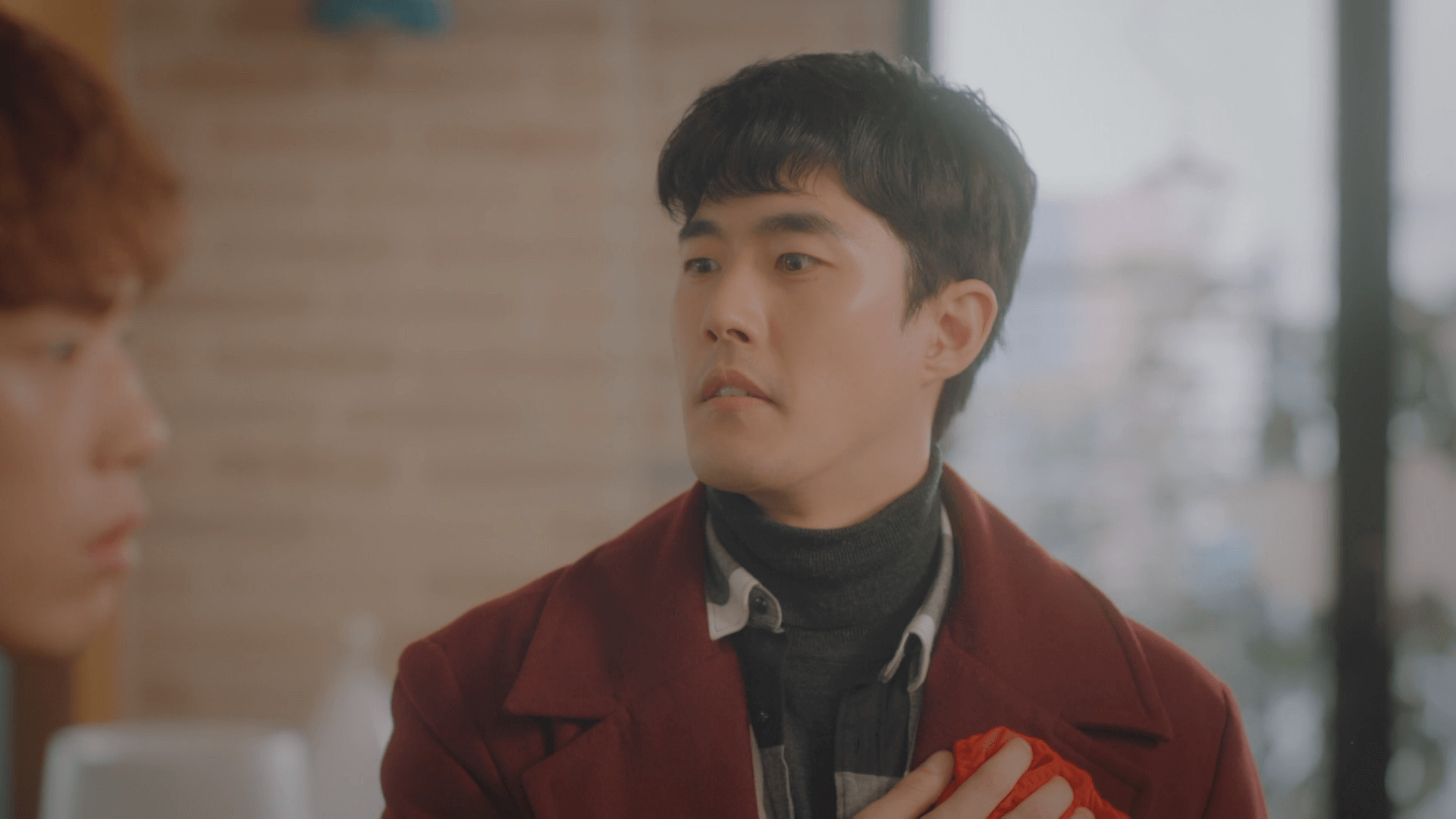 넷플릭스 '으라차차 와이키키' 시즌1 6화 - 와이키키 게스트 하우스에 방문한 한윤아 제빵 베이커리 학원 동기