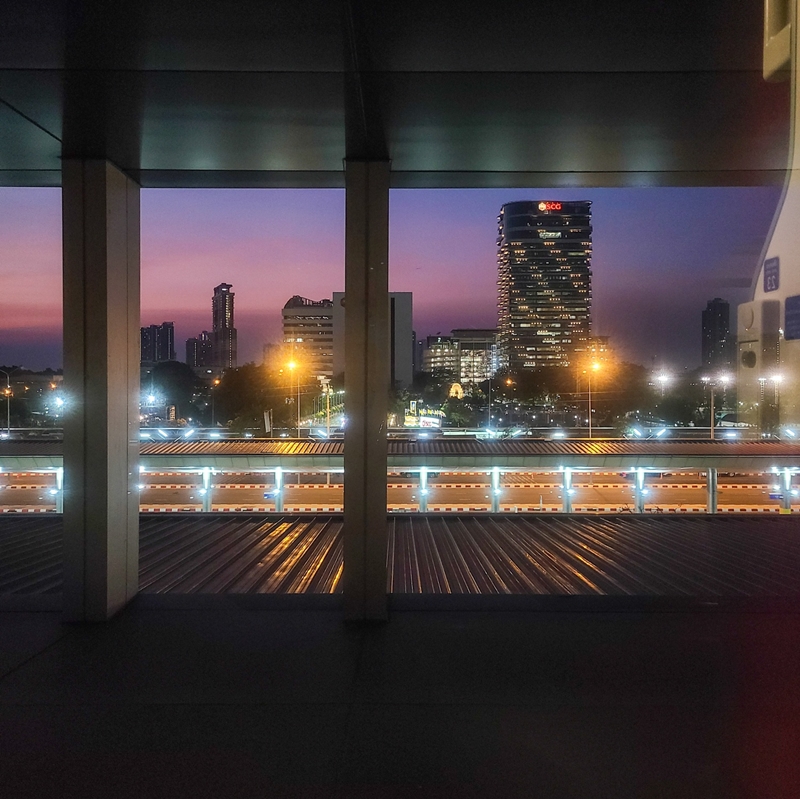 기차에서-바라본-방콕-야경