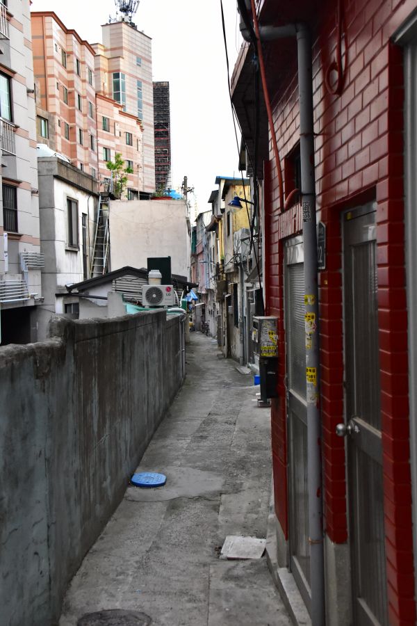 서면 굴다리 철길마을