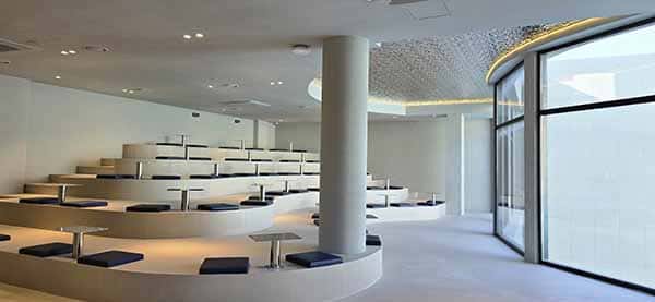 2층 실내 테마 공간