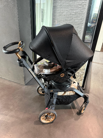 오르빗 유모차 g5 블랙라벨 에디션 전체모습