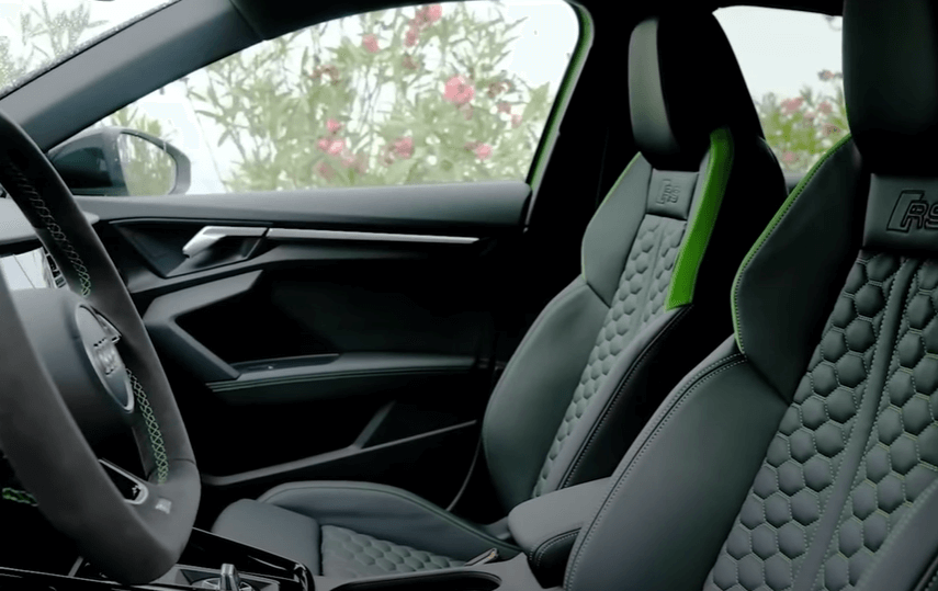 아우디 RS3 가격 예약 2023년식 제로백 3.8초