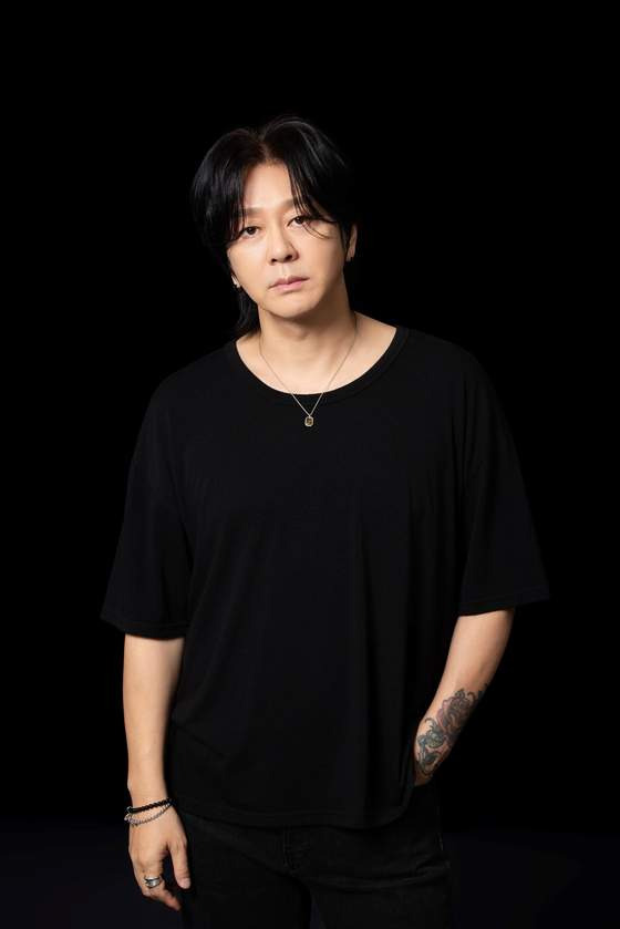 윤도현 희귀암 투병 고백과 충격 선언 "당분간 '나는 나비' 공연 안 한다" YB 30주년의 변화