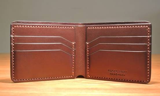 남자 지갑(사진 : Pinterest)