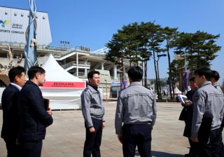 BTS 팔찌 도난 용의자 남성 추적