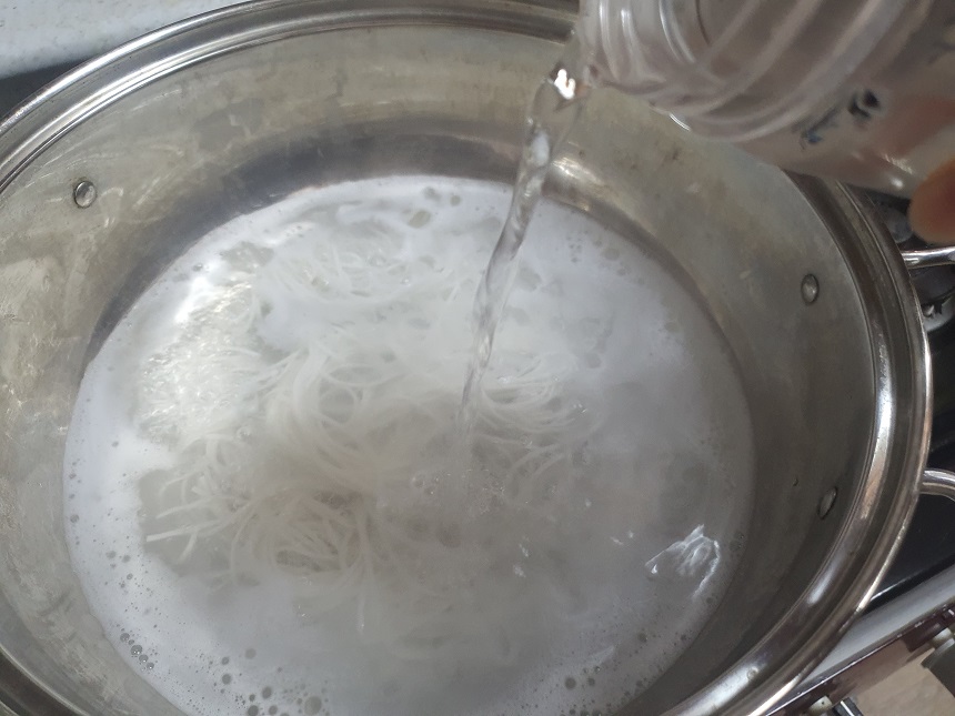 콩국수만들기