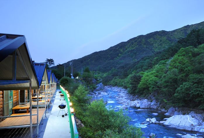 여름 계곡 캠핑장-전남 구례 계곡 펜션 캠핑존