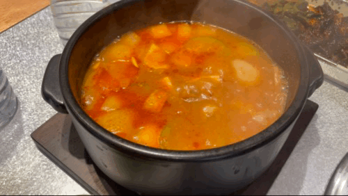 꿉당 - 보글보글 끓는 강변 외할머니 된장찌개 영상