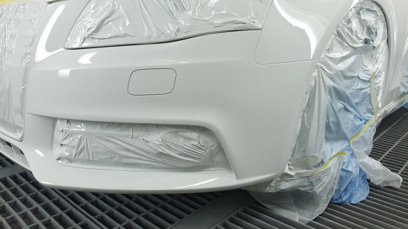 수입차 스크래치 복원 - 앞 범퍼 작업 완료