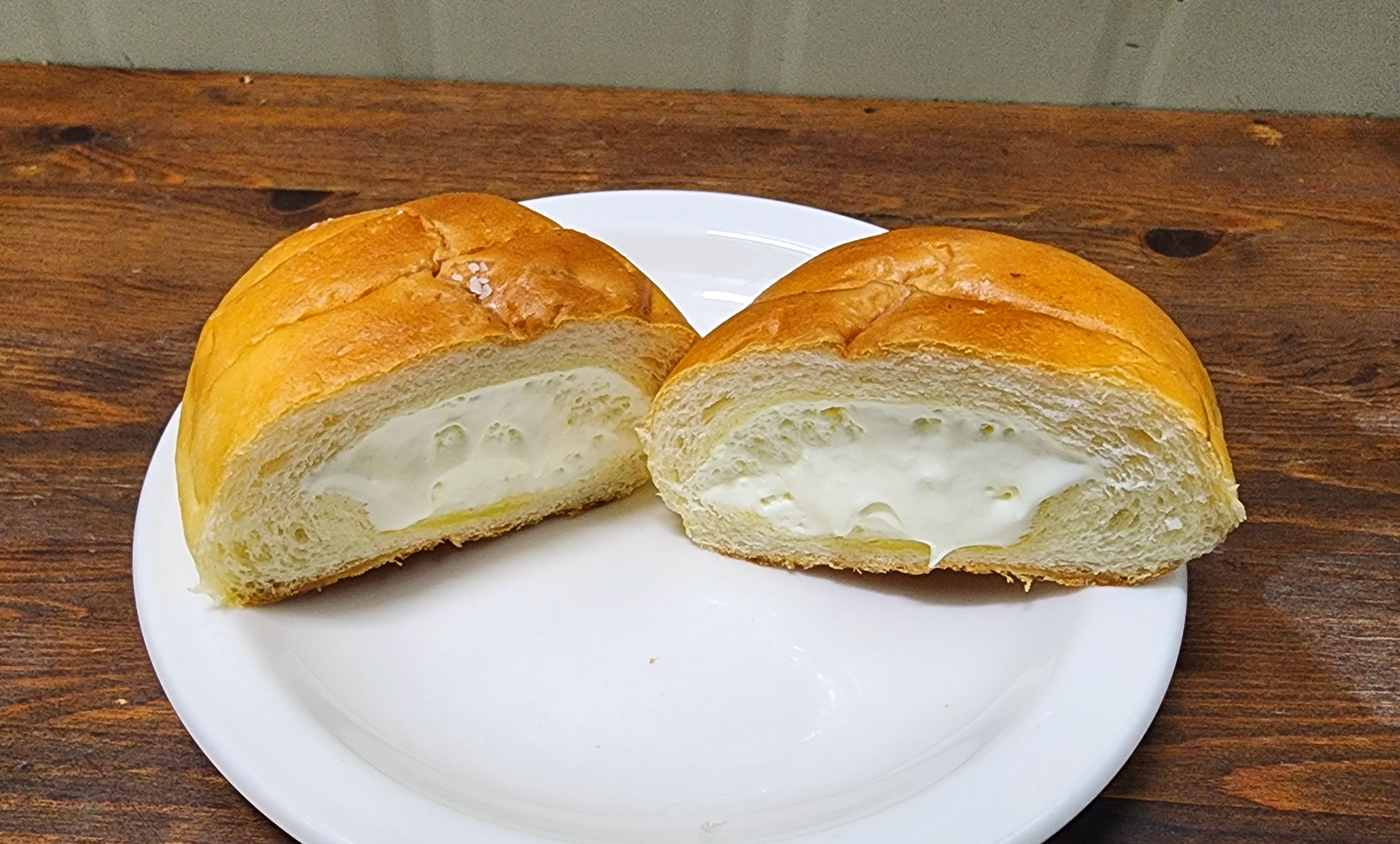 gs25성수소금빵우유생크림