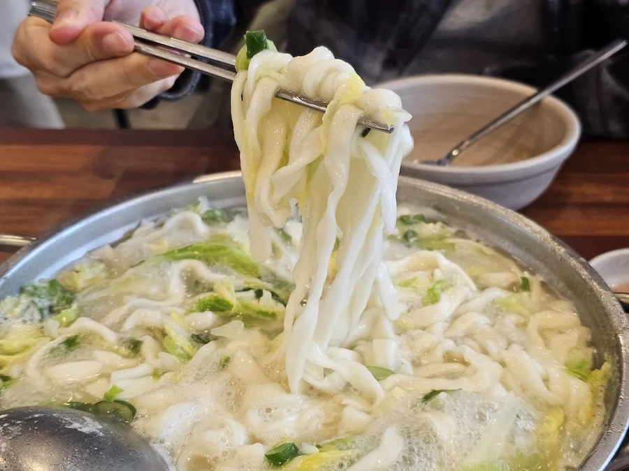 영종도 칼국수 보쌈 맛집 조은전골칼국수