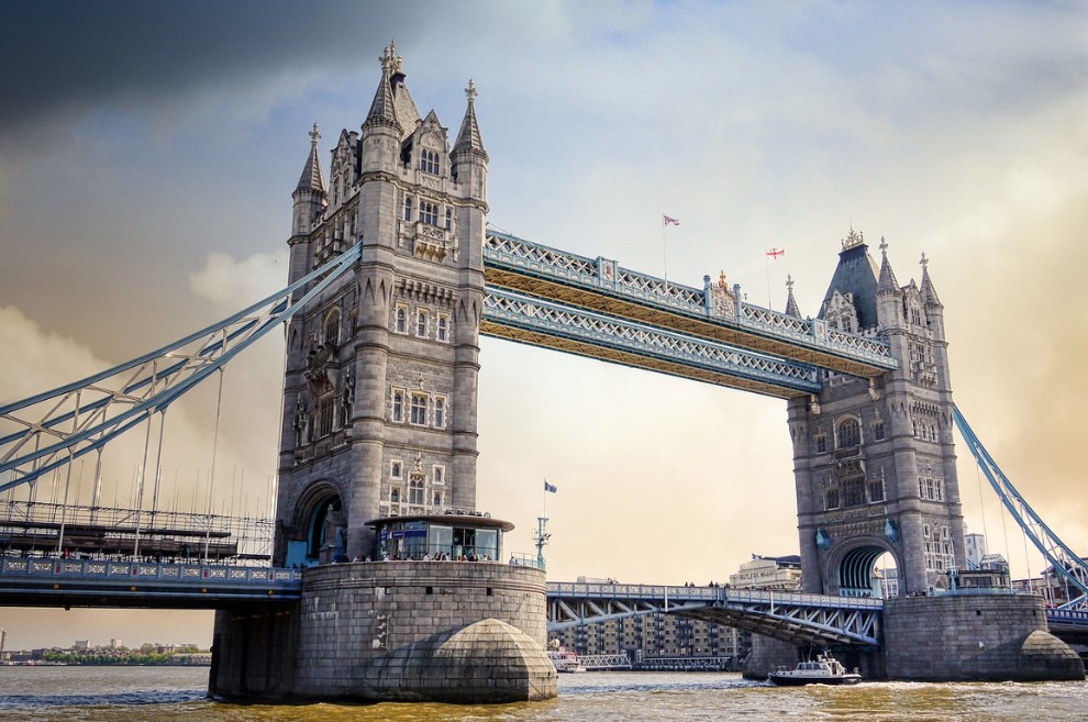 타워브릿지 사진입니다.