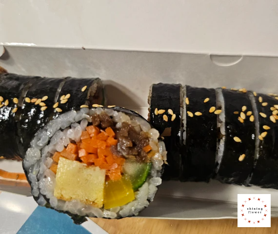 꽃채움김밥-야채김밥 단면
