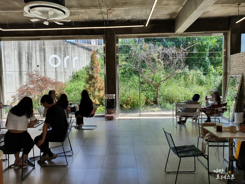 동탄 카페 오르르 실내