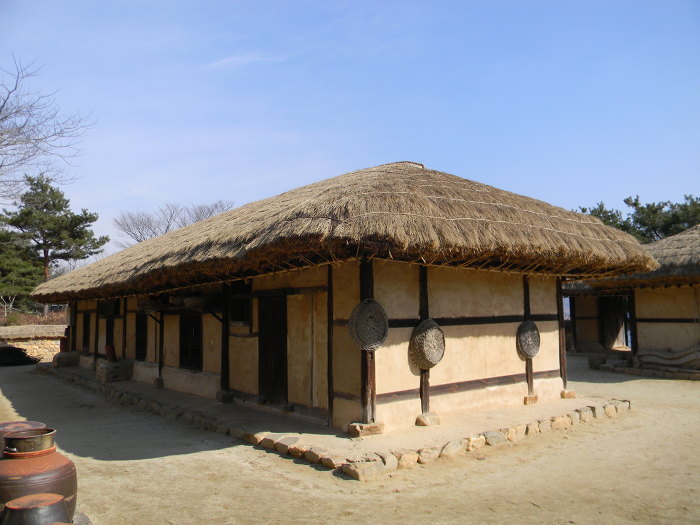 청주 관정리 고가