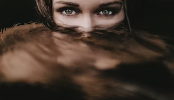 눈밑 처짐 없애는 방법 수술 마사지 예방