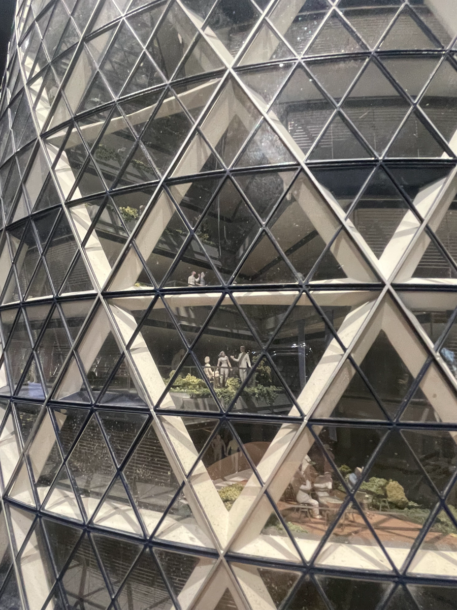 30 세인트 메리 액스 상세