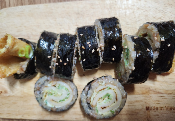 완성된 어묵 김밥
