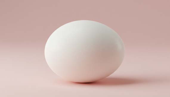 전자레인지에 데우면 안 되는 음식 - 삶은 계란