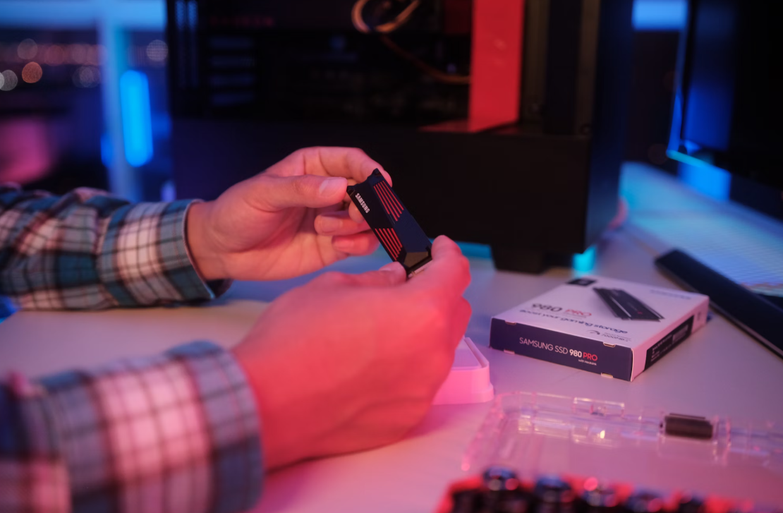 영상편집자용 하드 선택법 (속도, 캐시, 인터페이스)