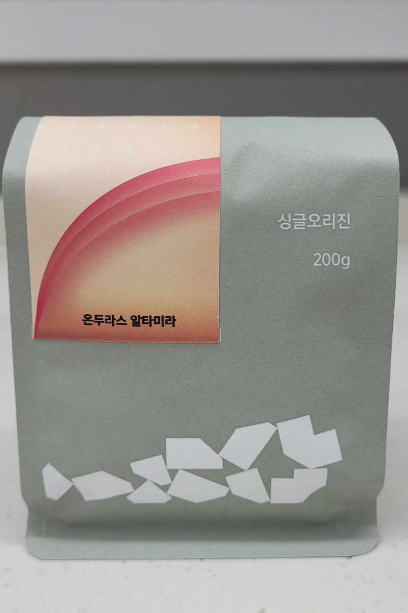 카페 결