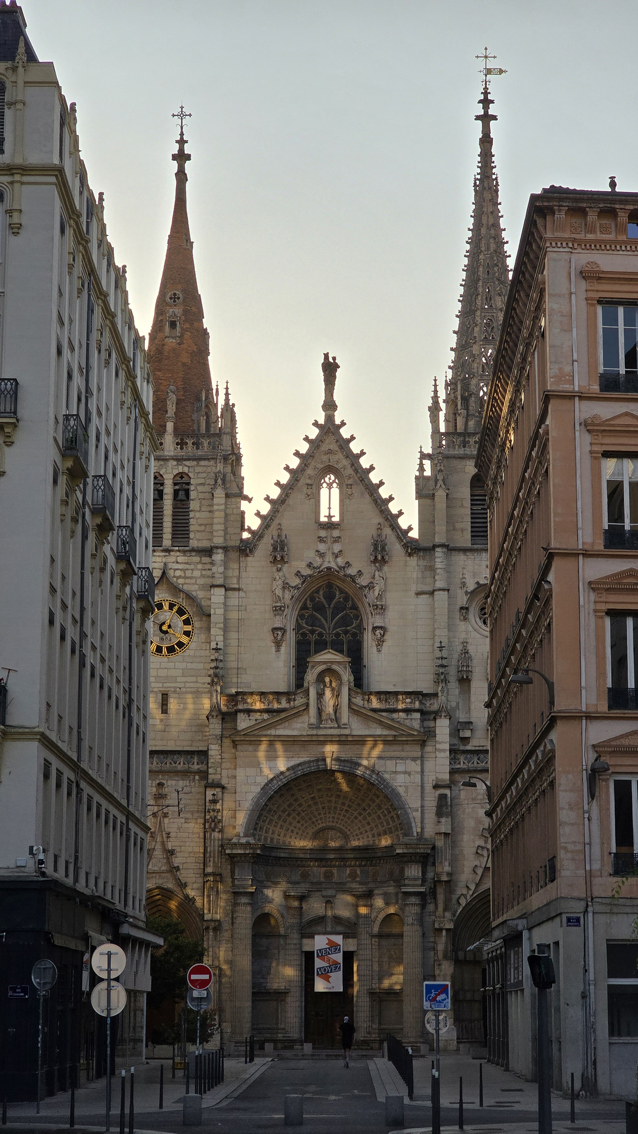 리옹 생니지에 교회 (Église Saint-Nizier de Lyon)