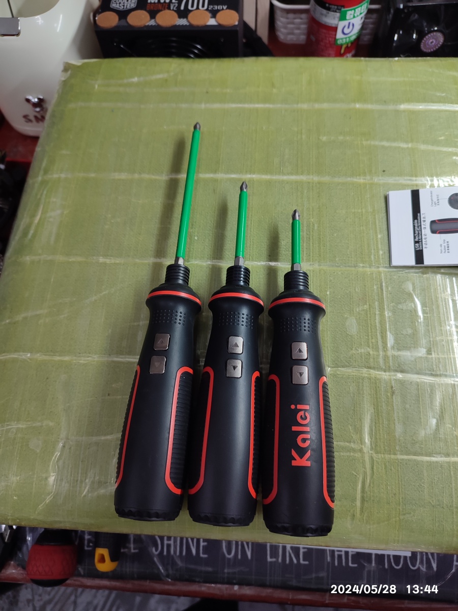 세번째 구입한 전동드라이버