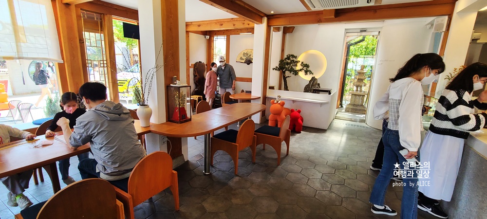 경주 황리단길 카페, 설월에서 즐기는 딸기케이크와 제주금귤에이드