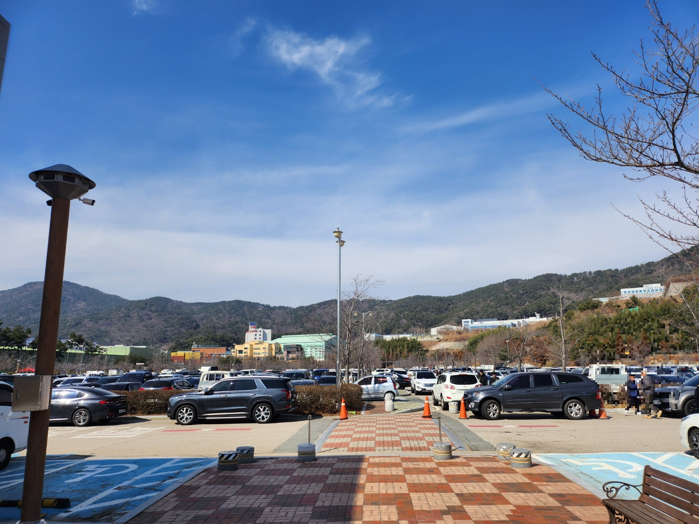 부산경남-렛츠런파크-주차장