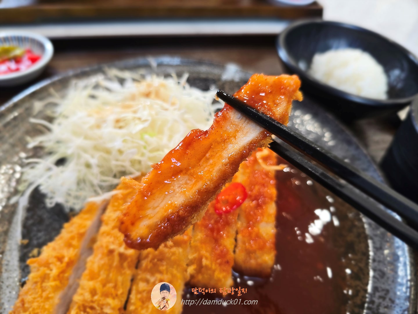 매콤로스카츠