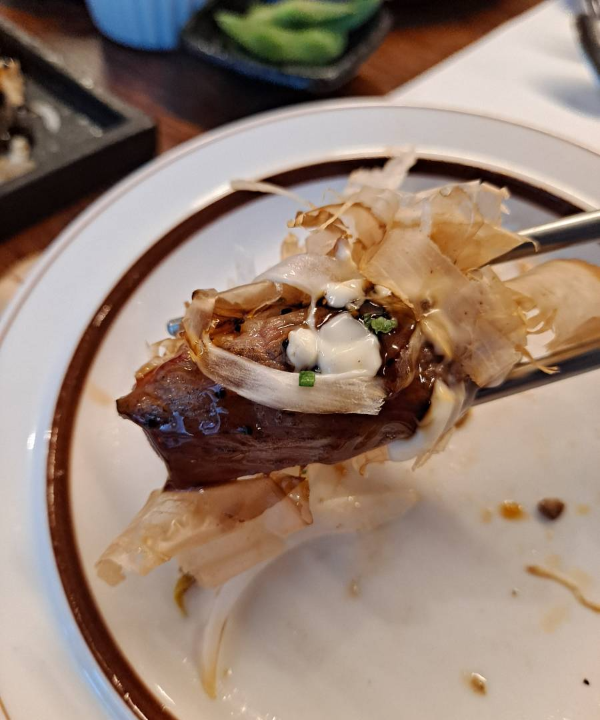 뷰66 소고기불초밥 한입