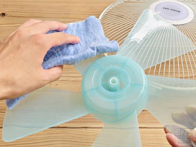 선풍기 날개 청소 먼지 방지 섬유유연제