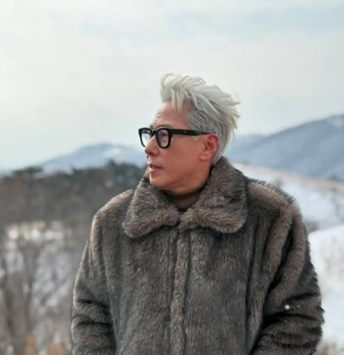 윤종신 흰머리