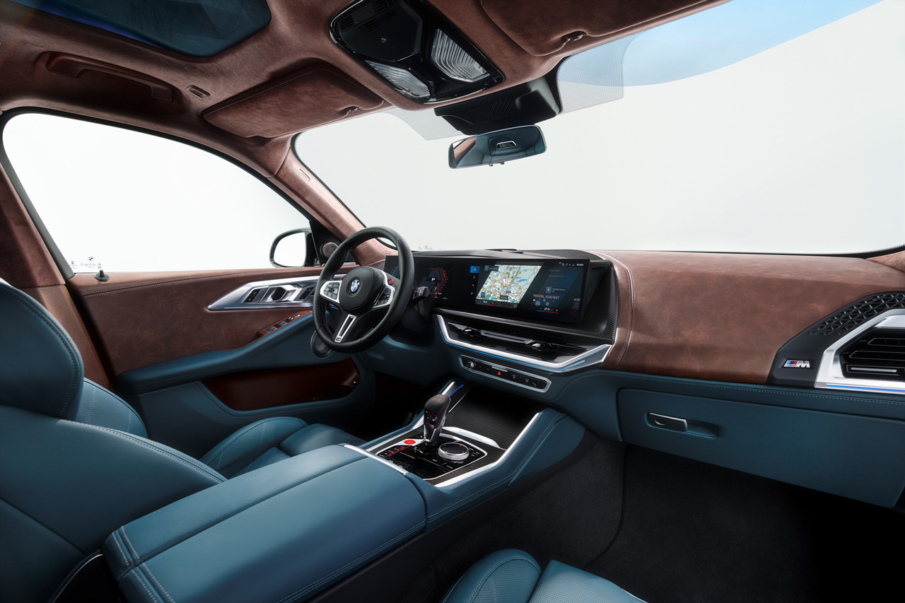 2024 BMW XM 실내 사진